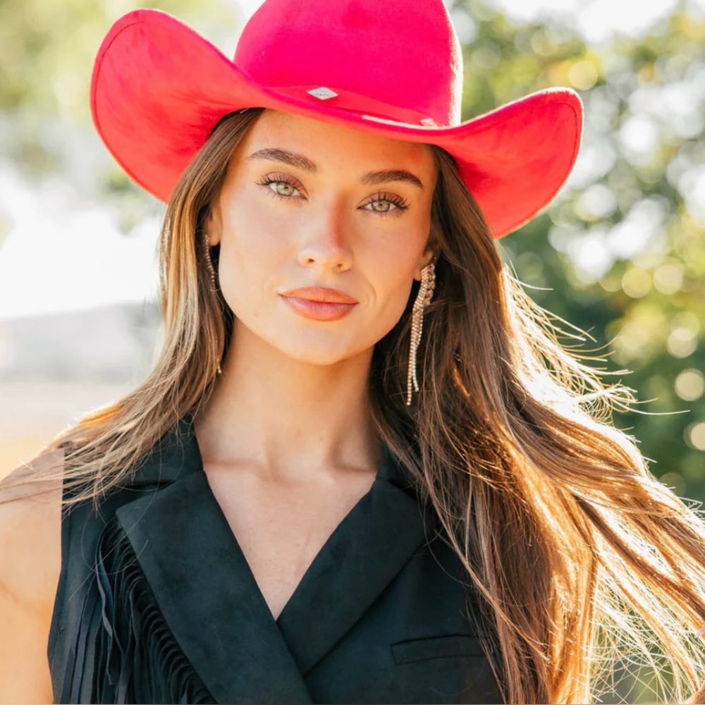 NWT Bailey Roper Unisex Red Double Fur Blend
Western Hat Size 7 1/8